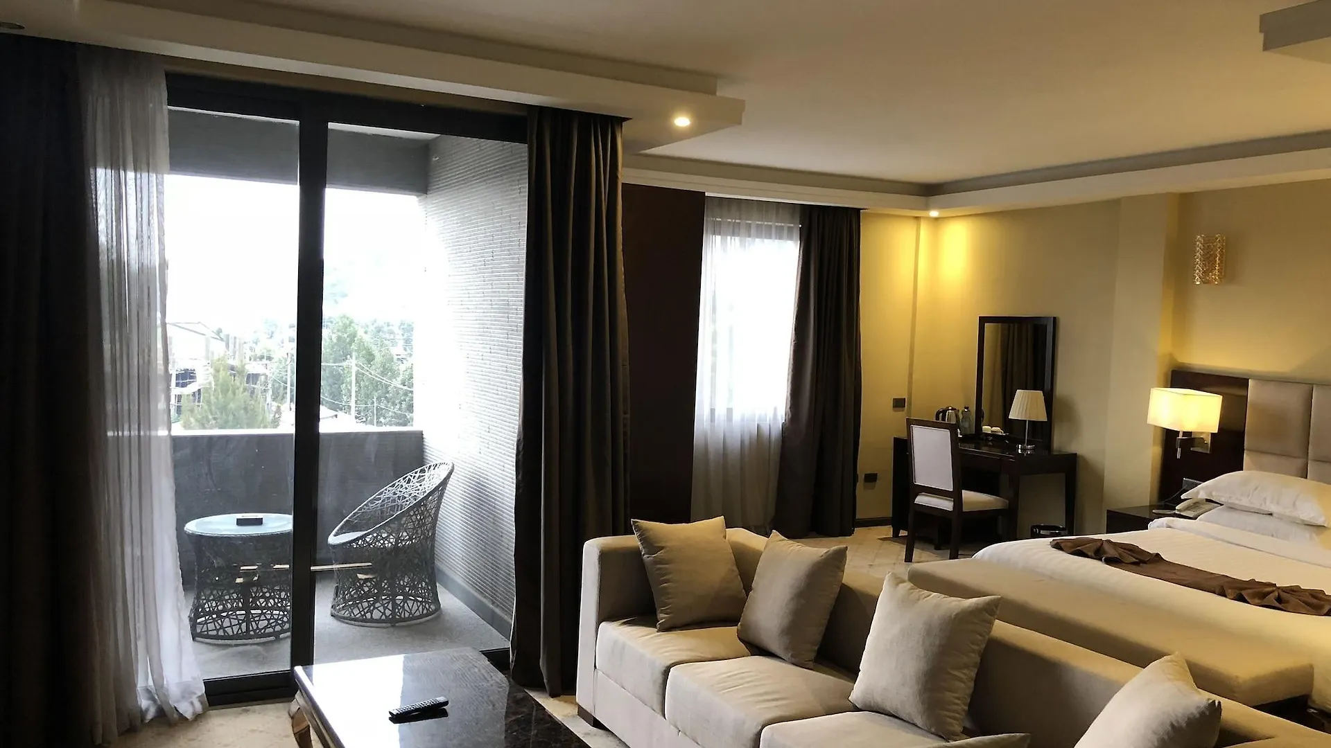 Berlottue Hotel Addis Ababa