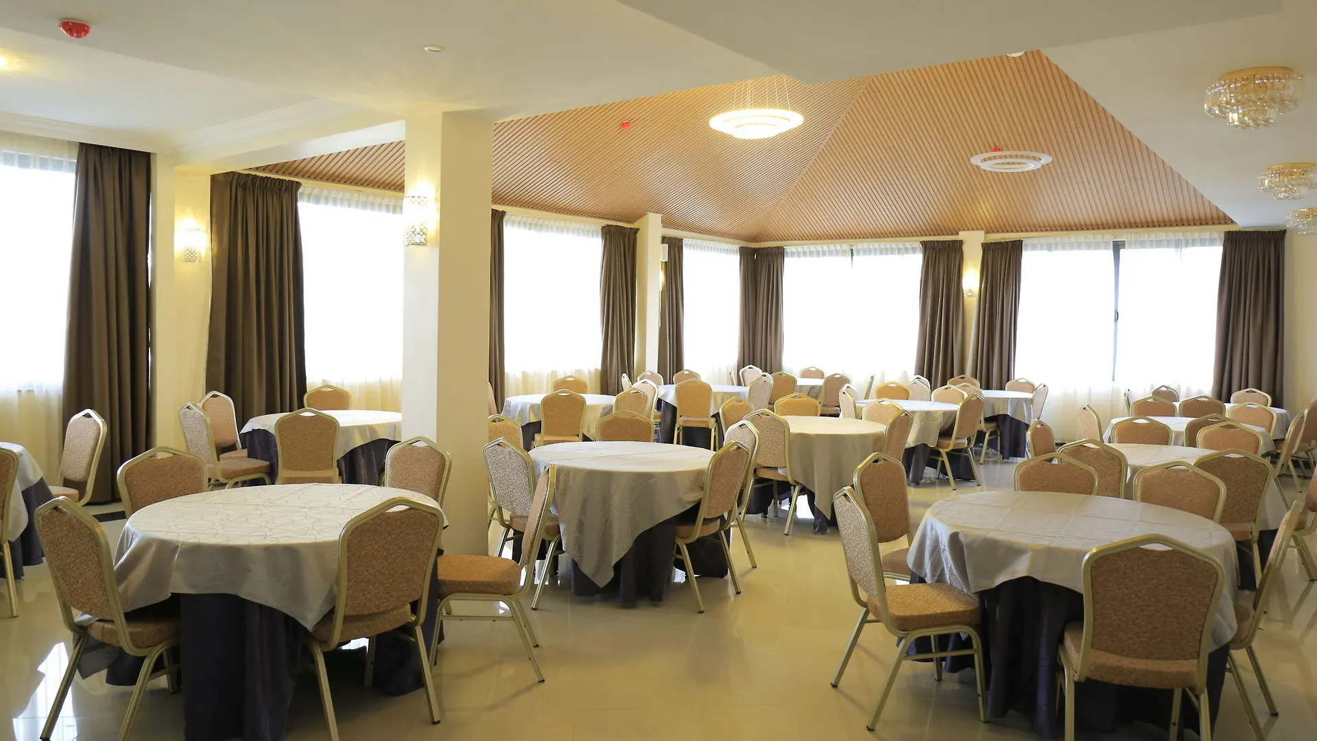 Berlottue Hotel Addis Ababa